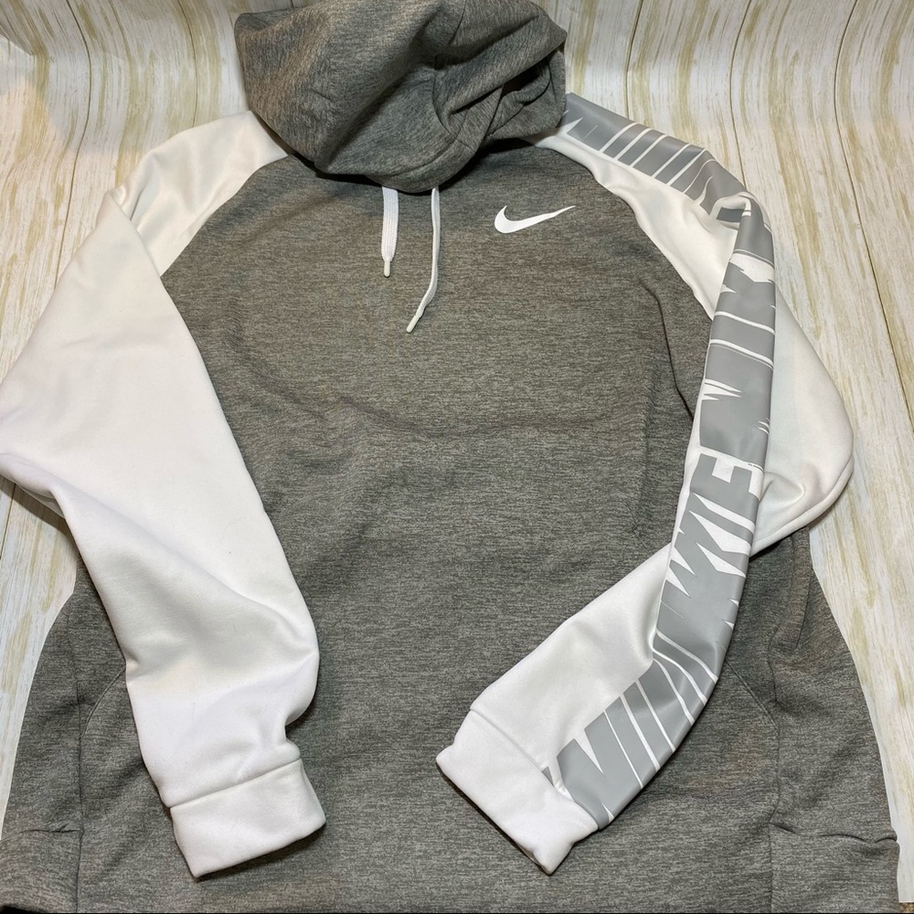 Men’s Nike Dri-fit hoodie XL